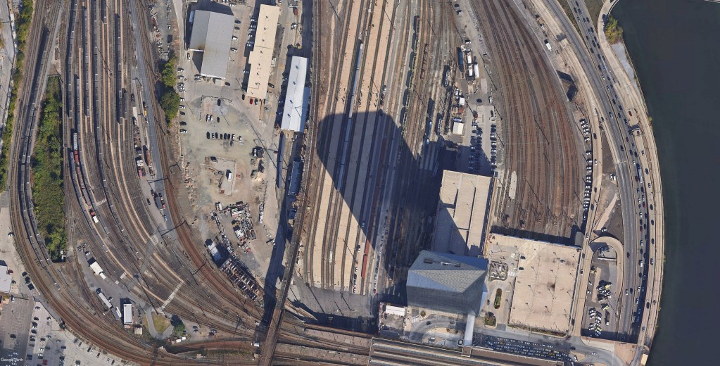 30th Street train tracks
