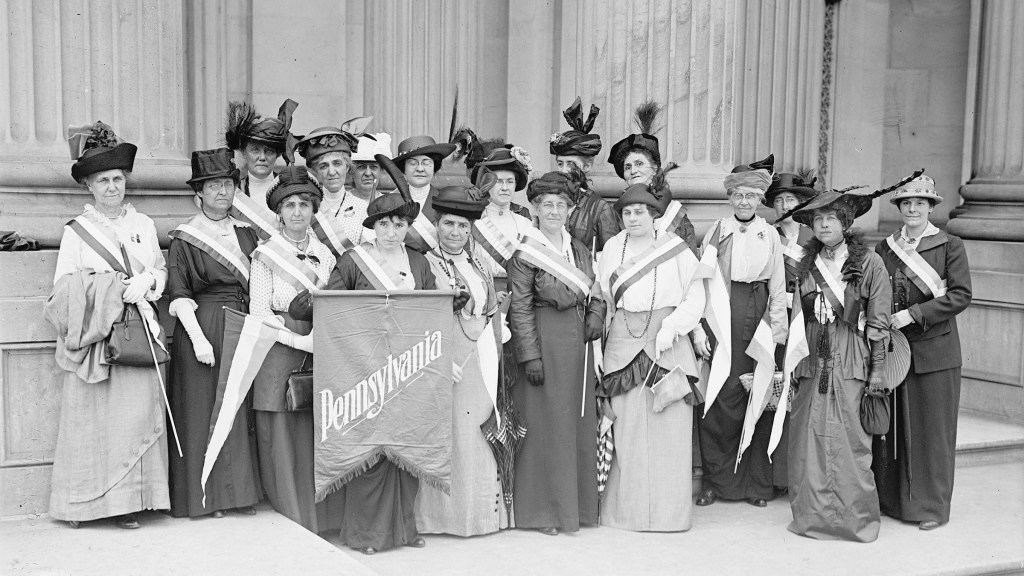 Suffragists in Pennsylvania campaigning for the right to vote